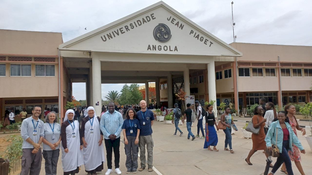 Iniciar Sessão - Portal do Aluno (Universidade Jean Piaget de Angola)